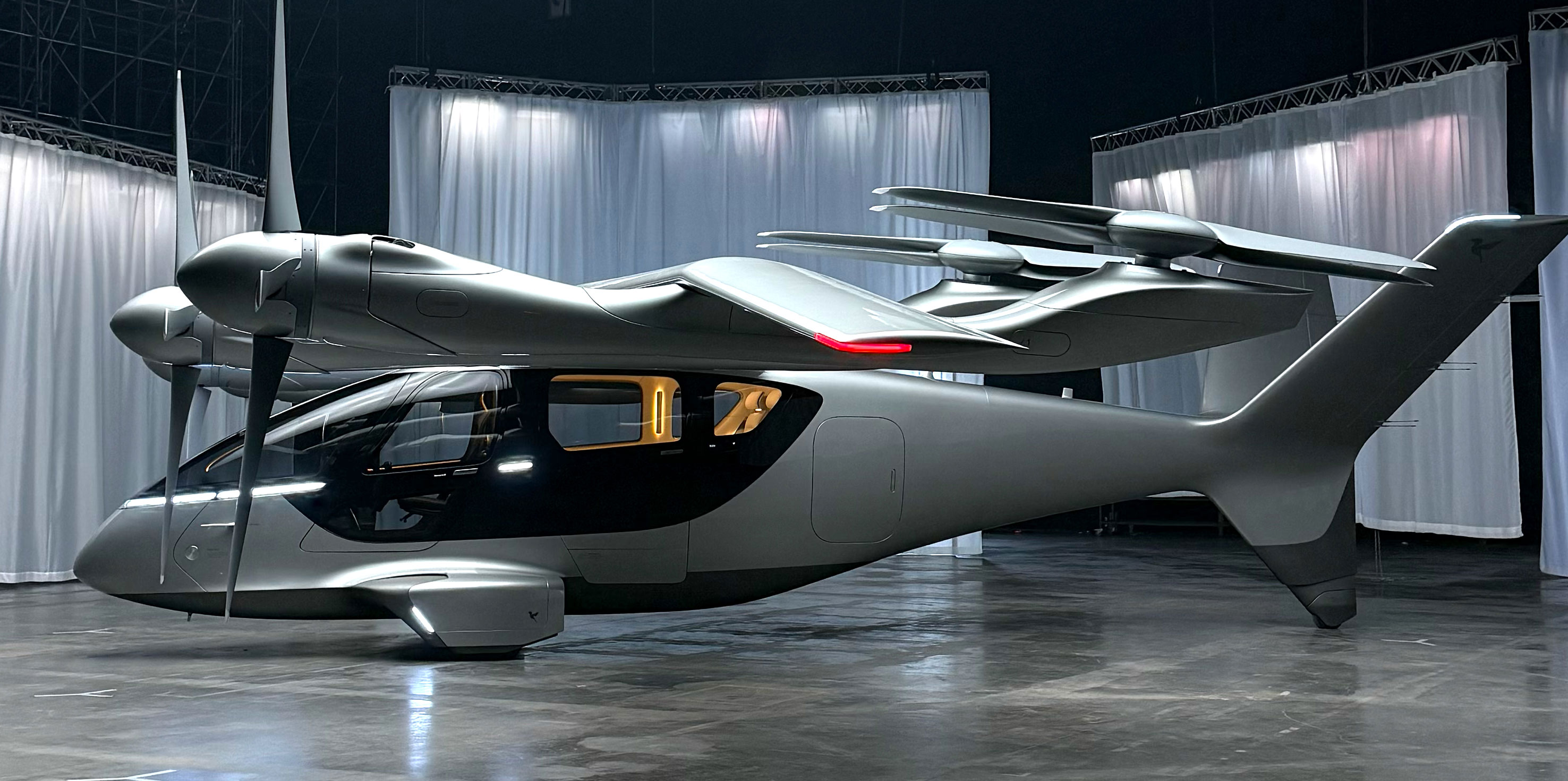 Hero vehicle image